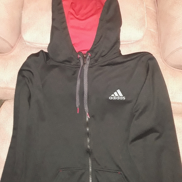 lightweight adidas jacket